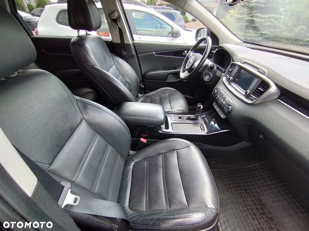 Kia Sorento - 10