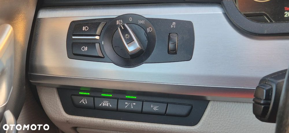 BMW Seria 7 730Ld - 17