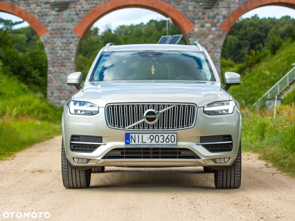 Volvo XC 90 D5 SCR AWD Inscription 7os - 9