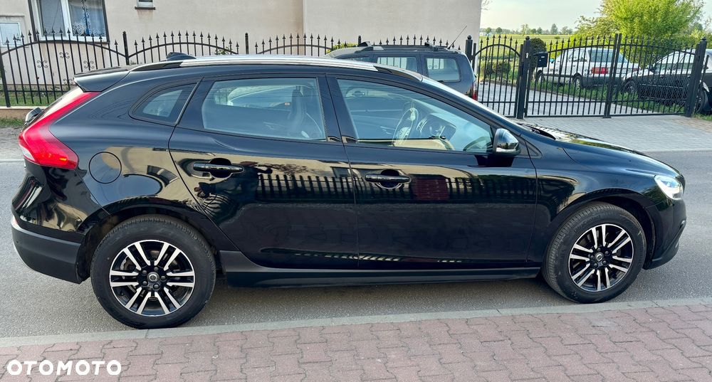 Volvo V40 D2 Momentum - 3