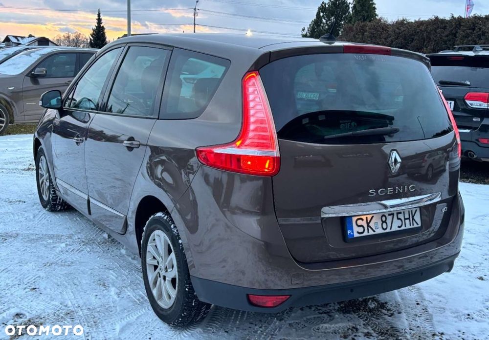 Renault Scenic - 4