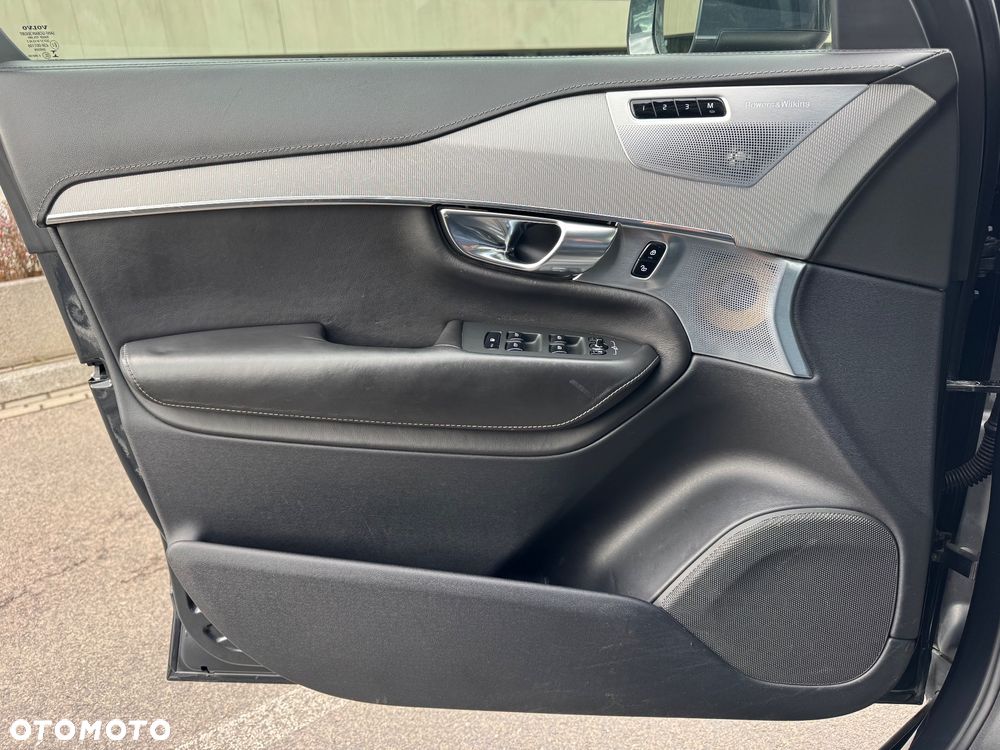 Volvo XC 90 D5 AWD Inscription 7os - 16