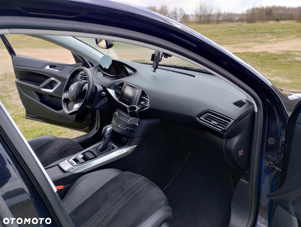 Peugeot 308 BlueHDi 150 Automatik Stop & Start Allure - 12