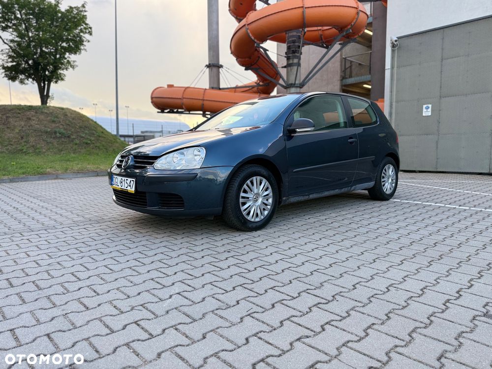Volkswagen Golf - 2
