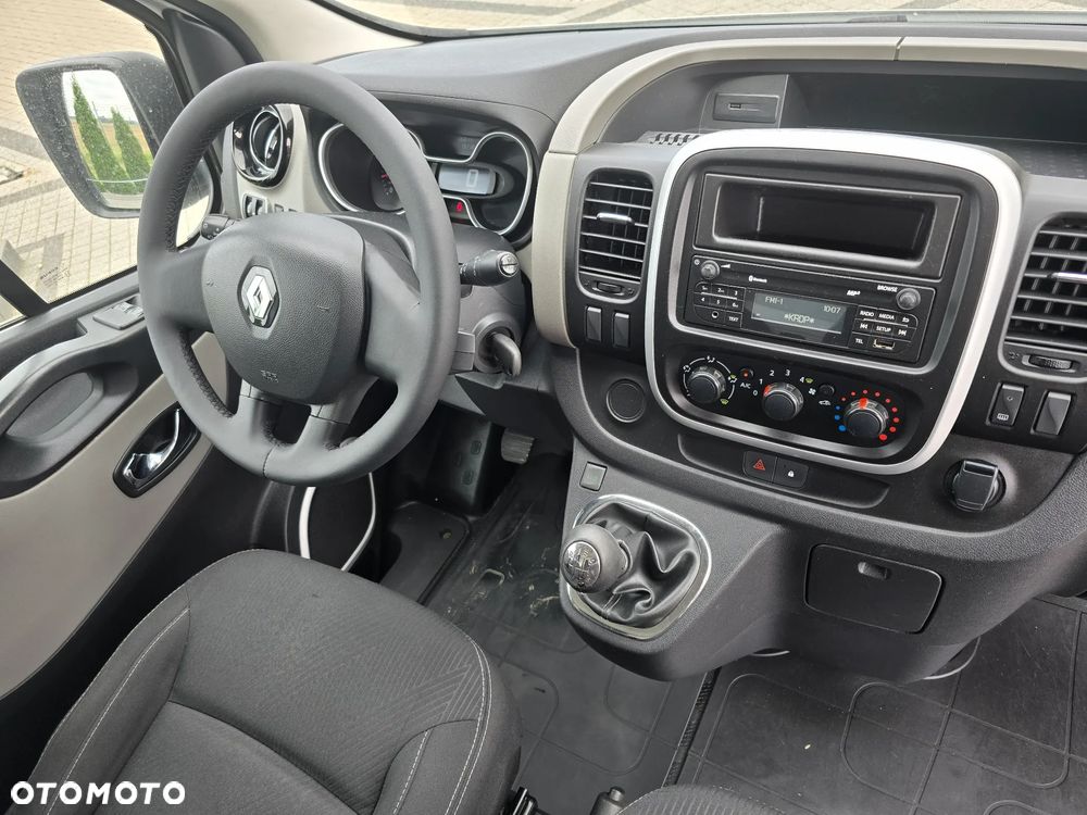 Renault Trafic - 13