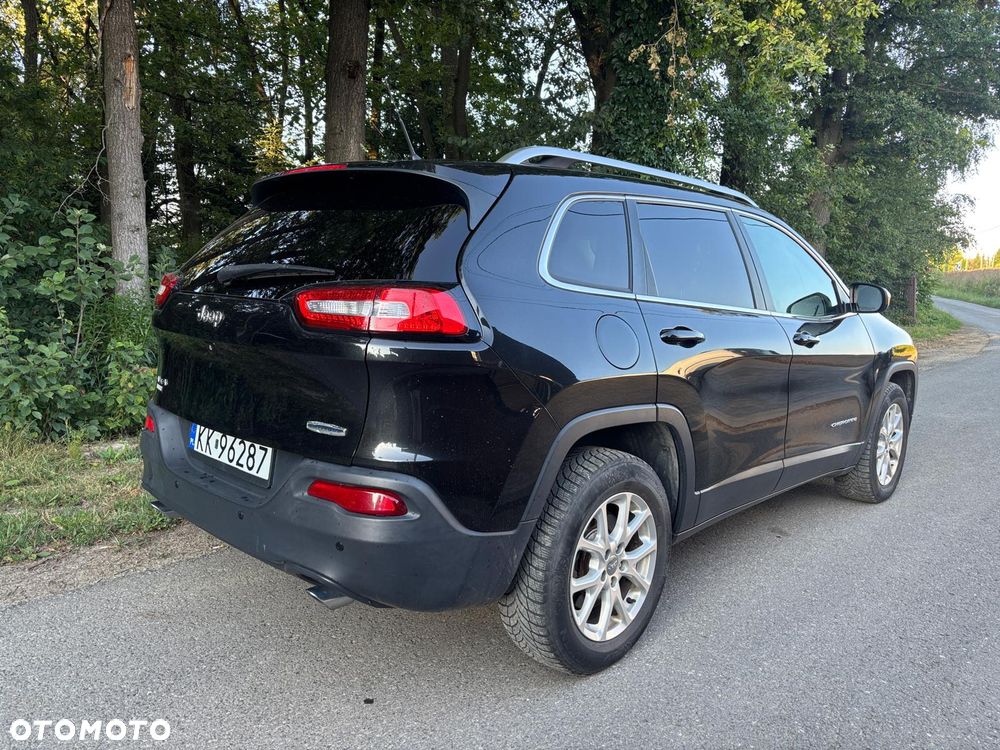 Jeep Cherokee - 3