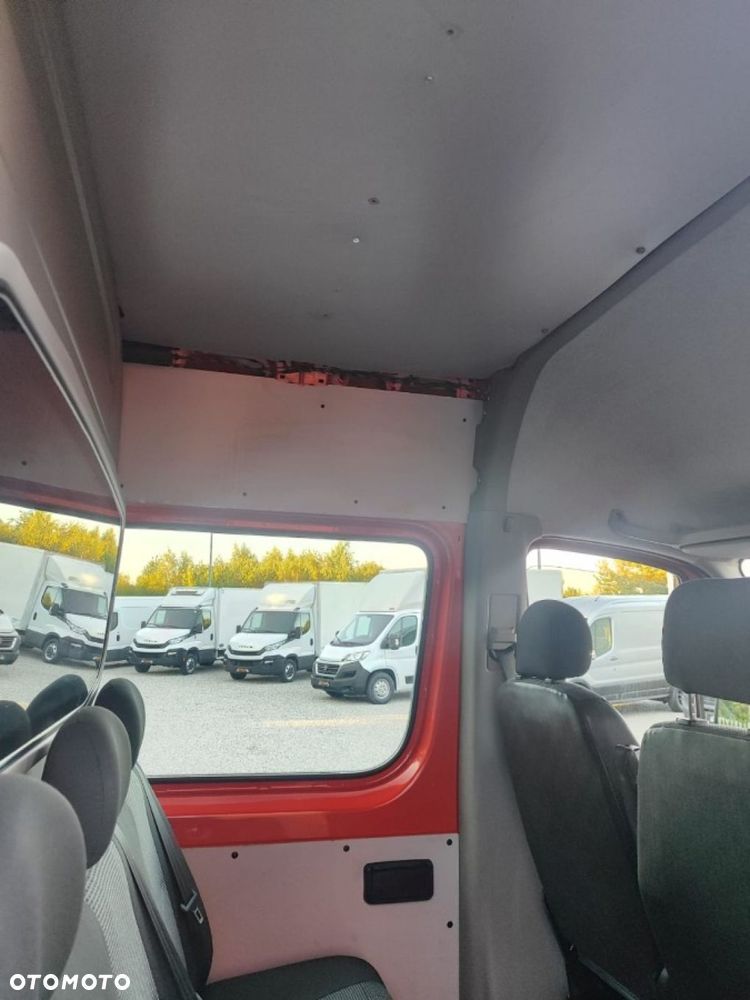 Mercedes-Benz SPRINTER - 10