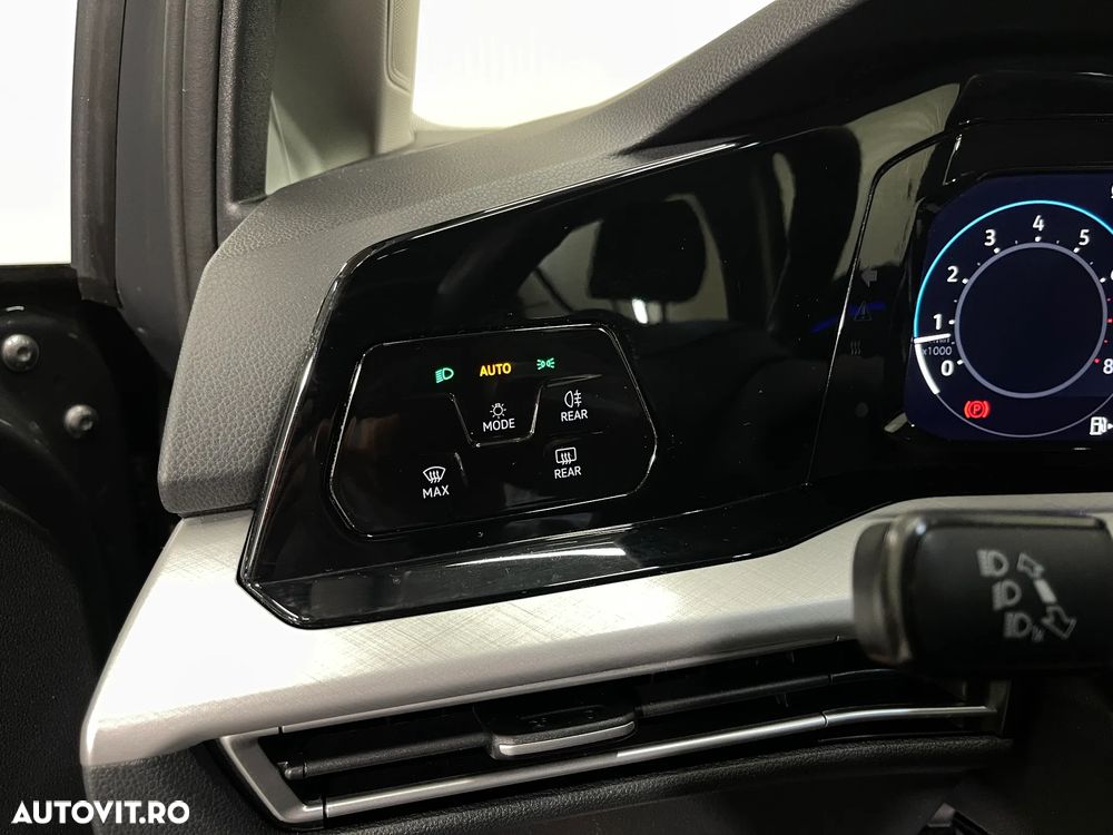 Volkswagen Golf 1.5 TSI ACT Life - 20