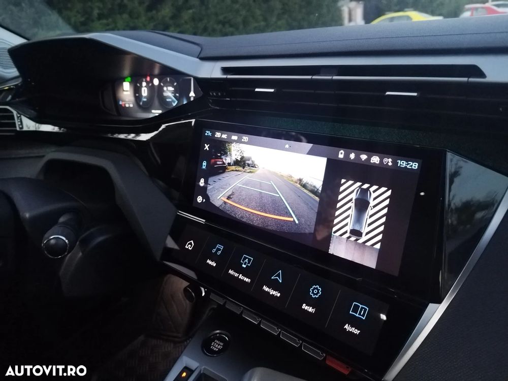 Peugeot 408 1.2L PureTech 130 S&S EAT8 Allure - 13