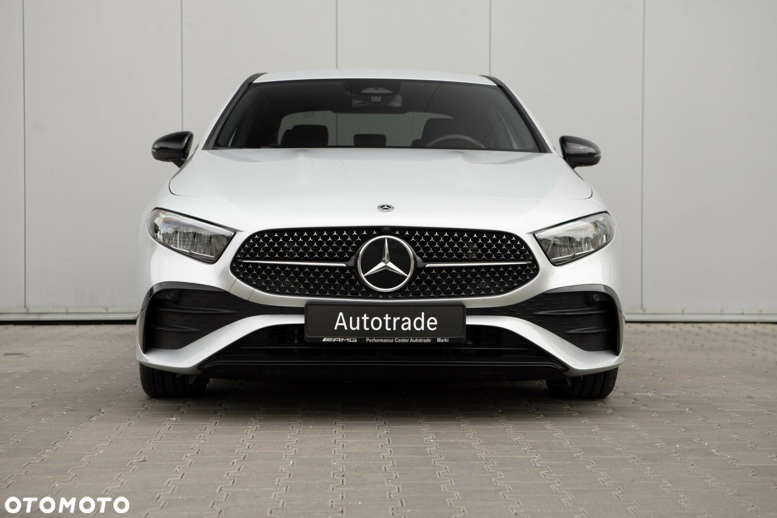 Mercedes-Benz Klasa A 200 AMG Line 7G-DCT - 2