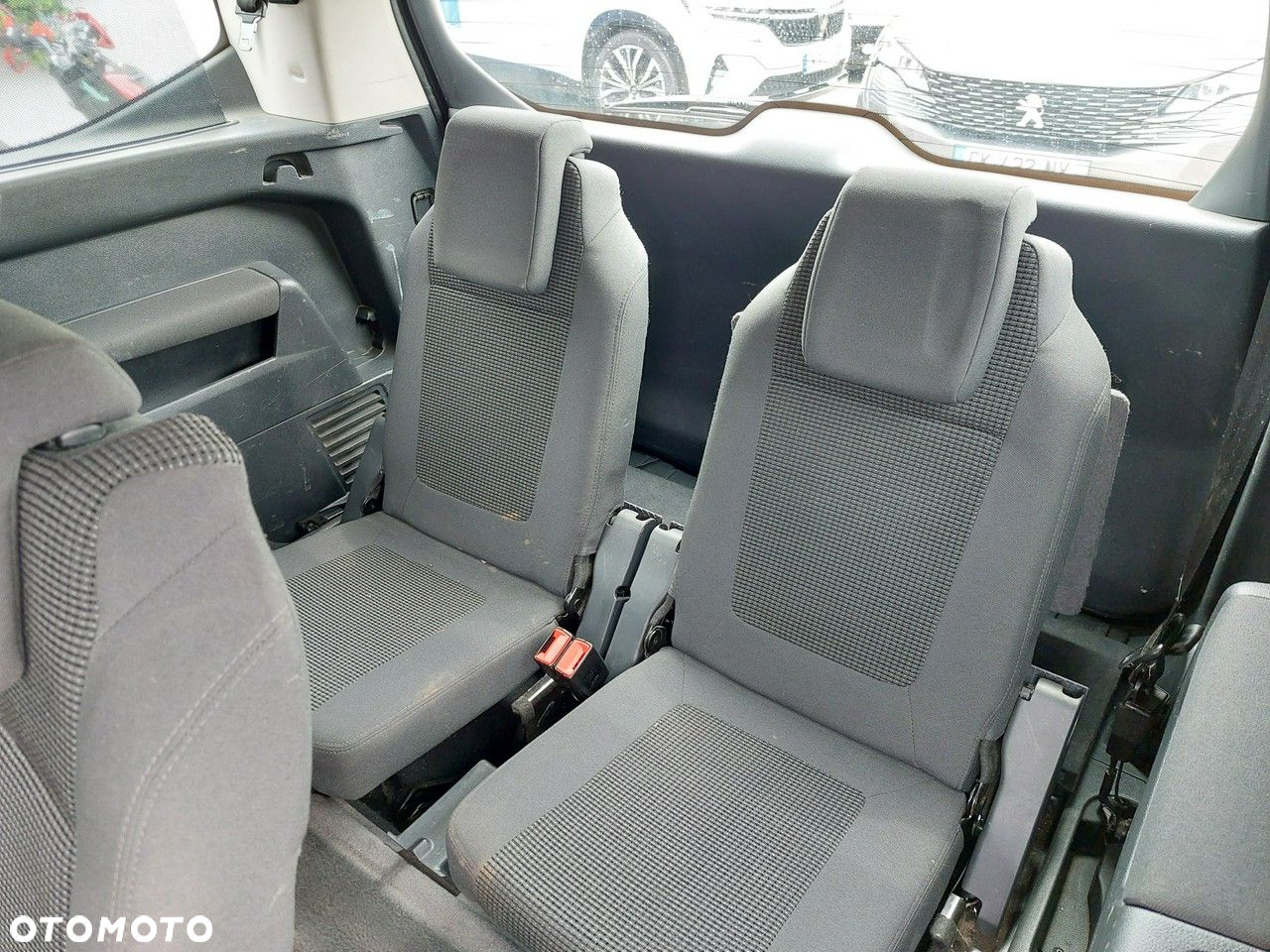 Peugeot 5008 - 19