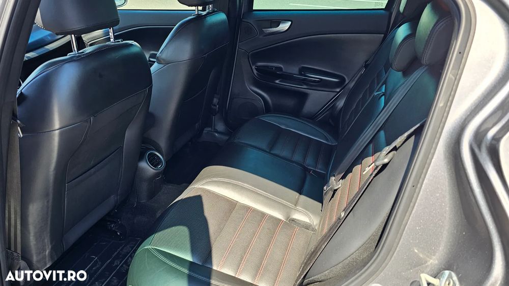 Alfa Romeo Giulietta - 8