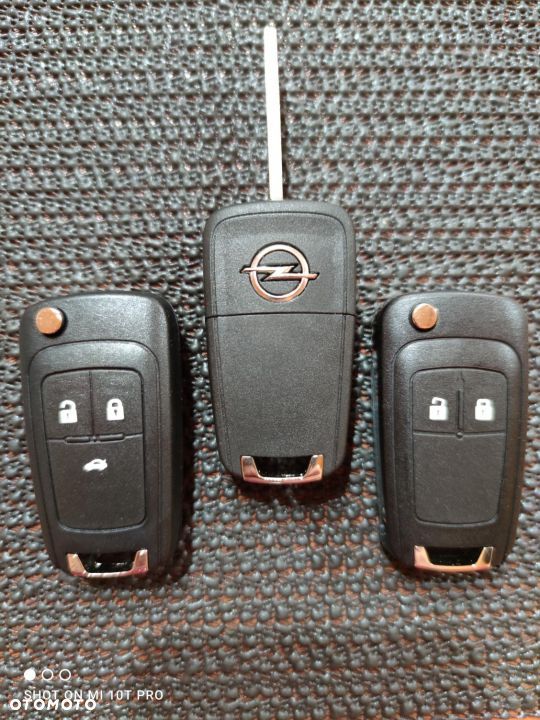 Kluczyk Opel Astra Insignia Zafira Corsa Karl Adam Mokka Grandland Crossland Kodowanie Gratis