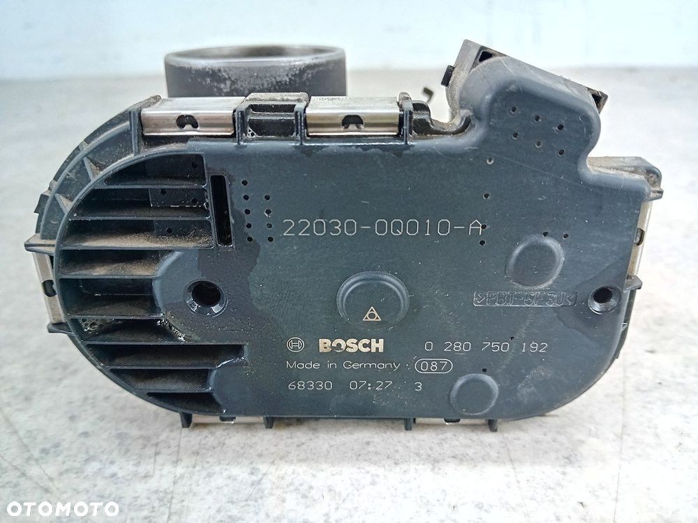 PRZEPUSTNICA TOYOTA YARIS II 22030-0Q010-A 0280750192  BOSCH 1.0 12V - 4