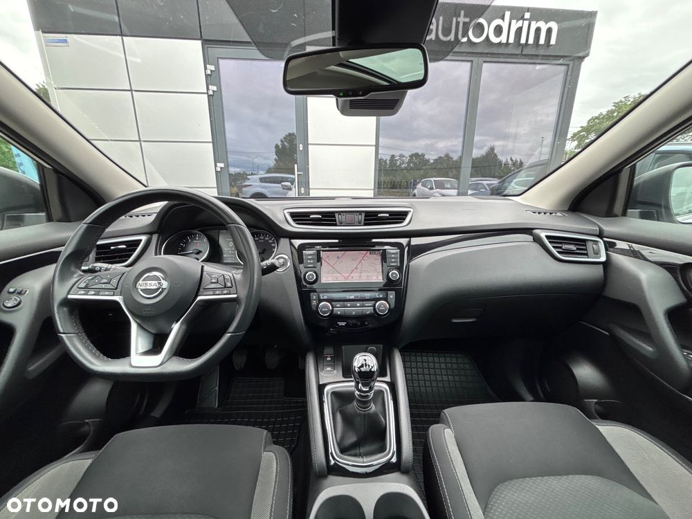 Nissan Qashqai 1.3 DIG-T N-Connecta - 18
