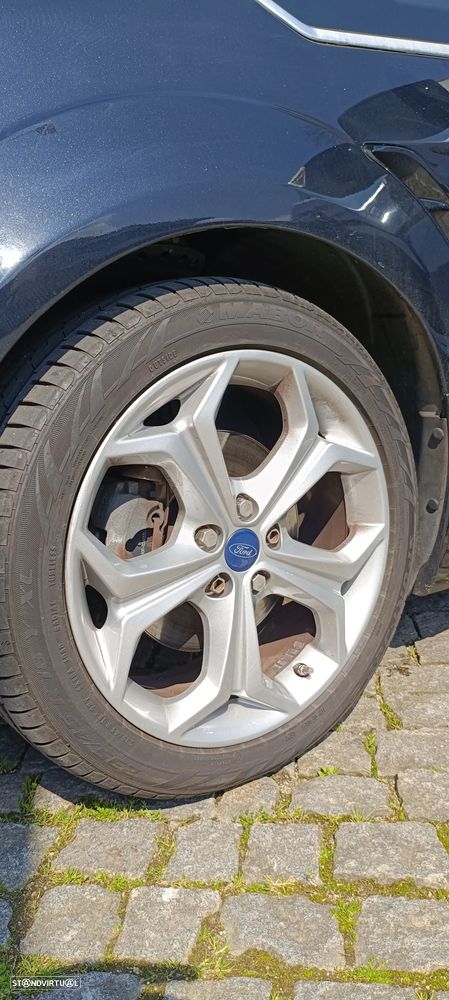 Ford S-Max 2.2 TDCi Titanium 7L - 16