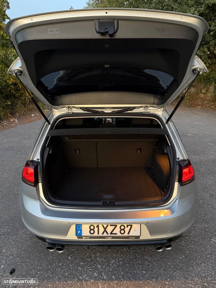 VW Golf 1.6 TDi BlueMotion Confortline - 23