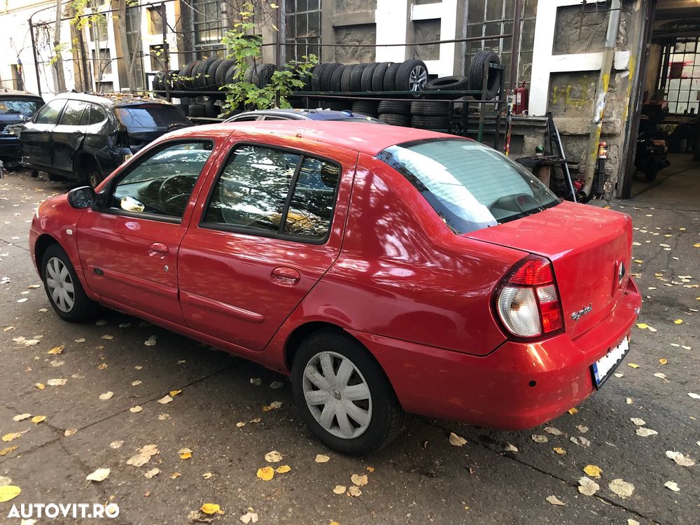 Dezmembrez Renault Clio Symbol 2007 rosu 1.4 benzina OV727 - 5