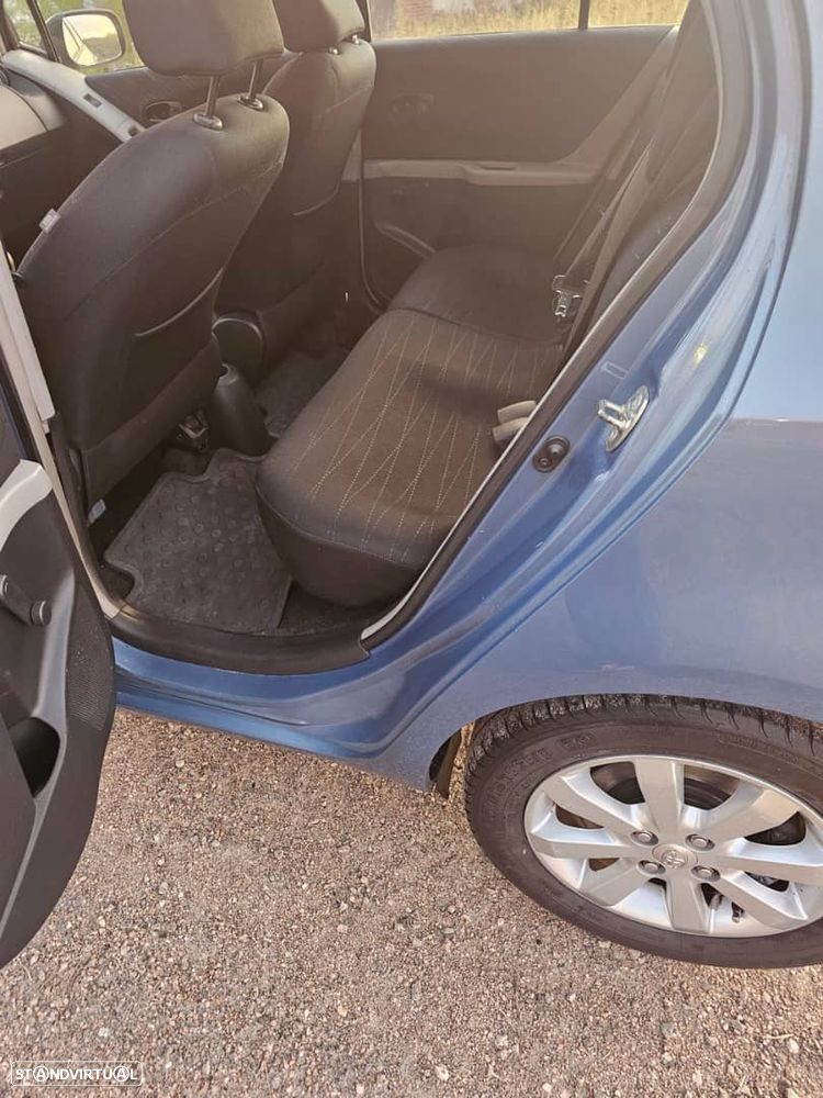 Toyota Yaris 1.4 D-4D Sol - 2