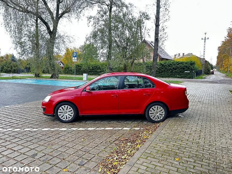 Volkswagen Jetta 1.4 TSI Trendline - 3