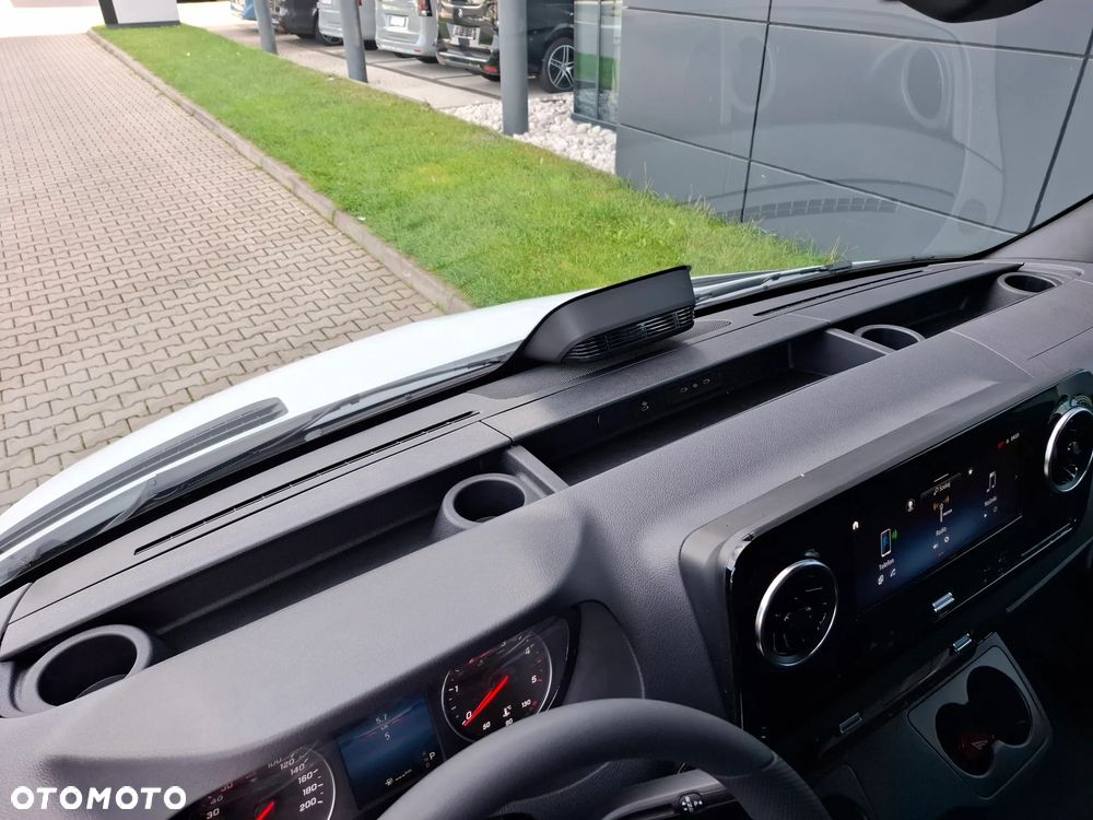 Mercedes-Benz Sprinter 315 CDI Furgon 3665 mm L2H1 - 33