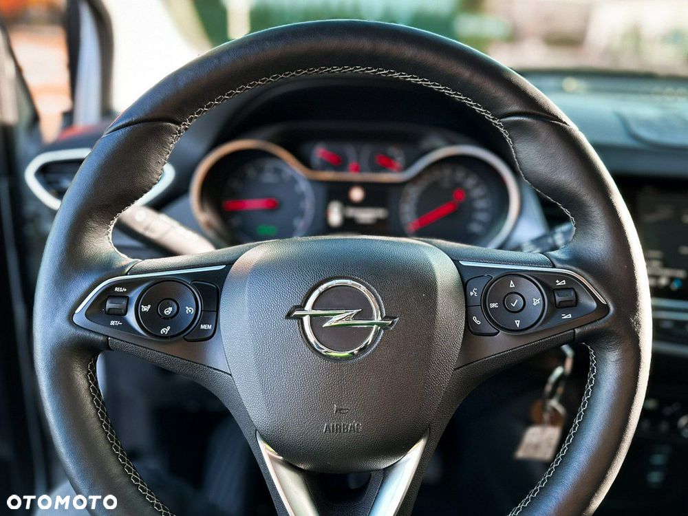 Opel Crossland X - 12