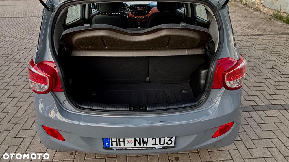 Hyundai i10 1.0 YES Gold - 11