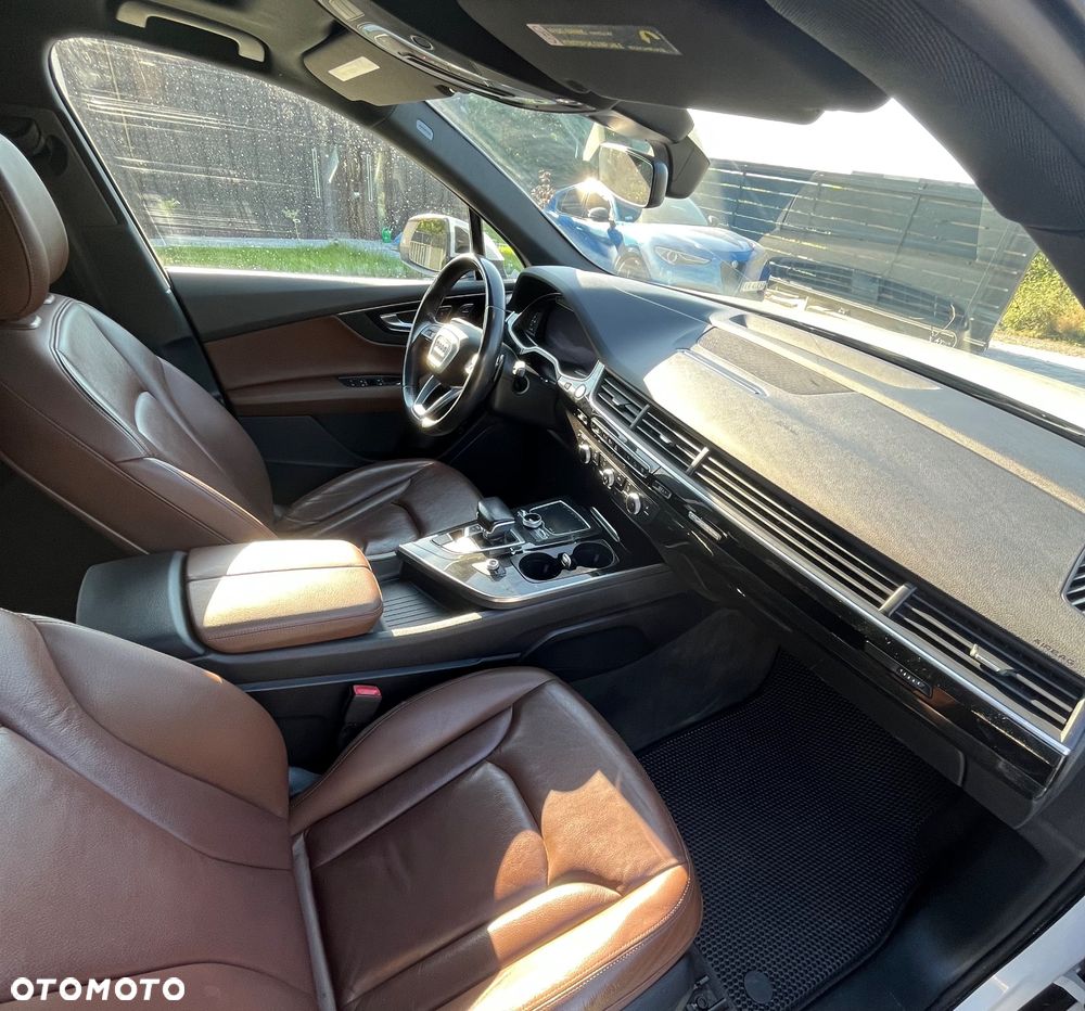 Audi Q7 - 14