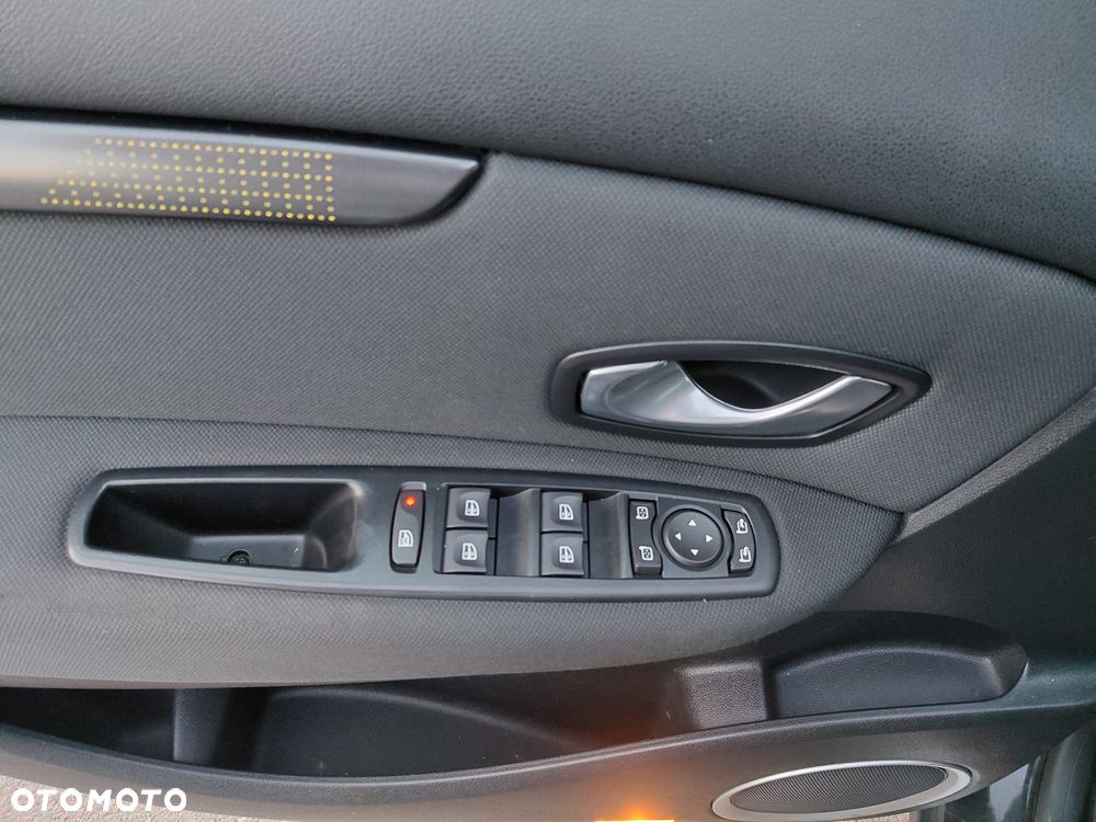 Renault Grand Scenic TCe 130 Luxe - 8