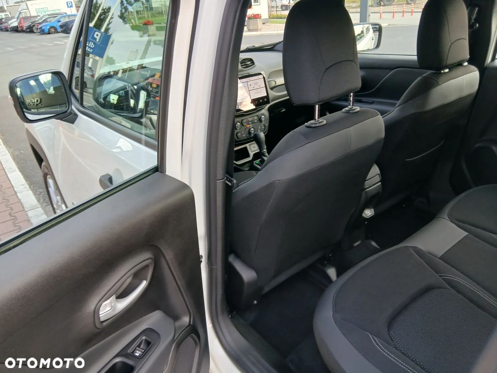 Jeep Renegade 1.5 T4 mHEV Altitude FWD S&S DCT - 16