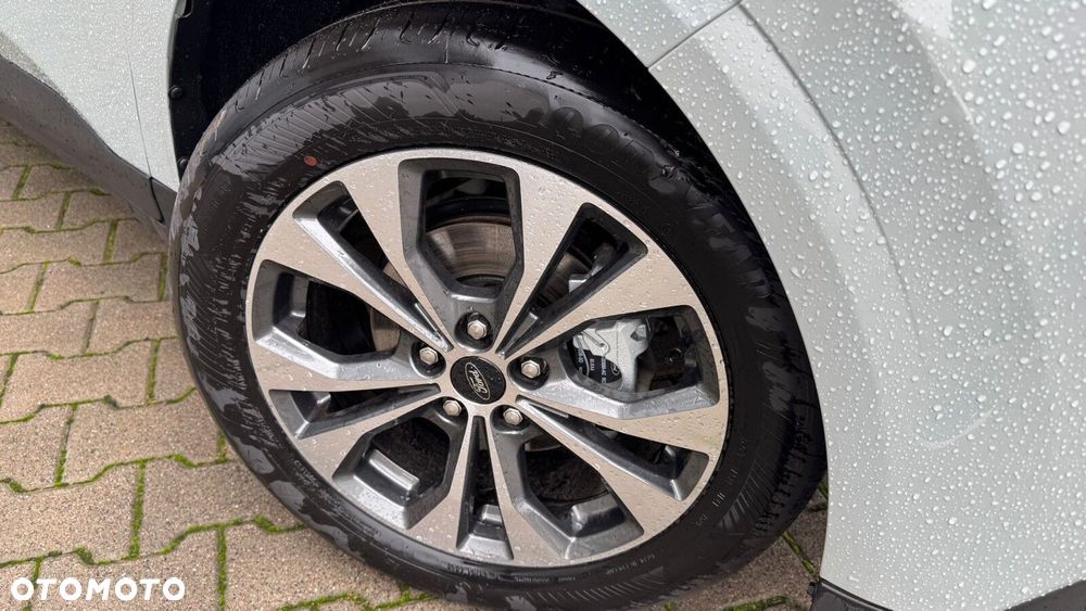 Ford Tourneo Courier - 10