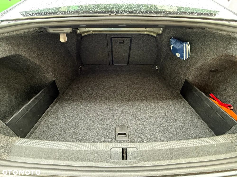 Volkswagen Passat 2.0 TDI DPF 4Mot Comfortline - 19