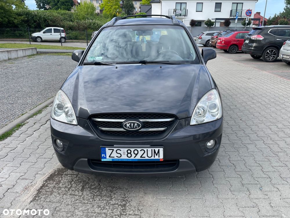 Kia Carens - 3