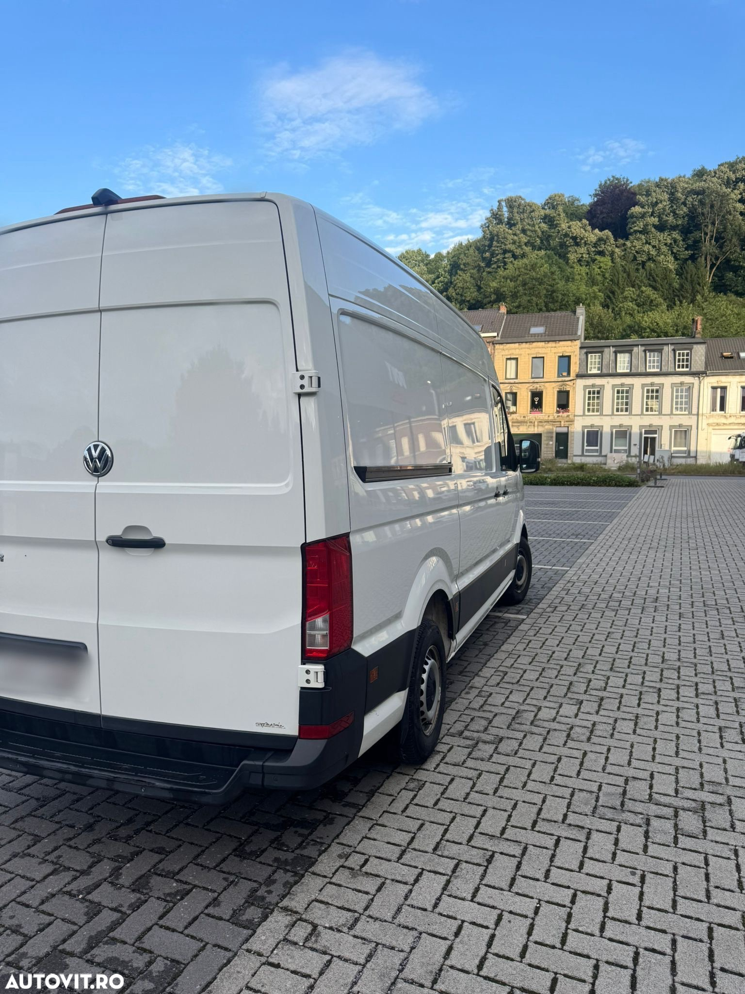Volkswagen Crafter - 2