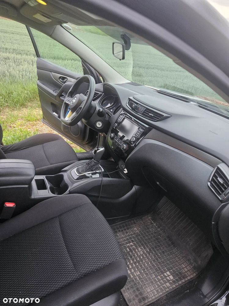 Nissan Rogue - 11