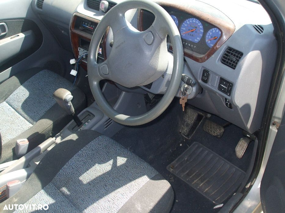 Dezmembrez DAIHATSU TERIOS 1998-2004 - 2