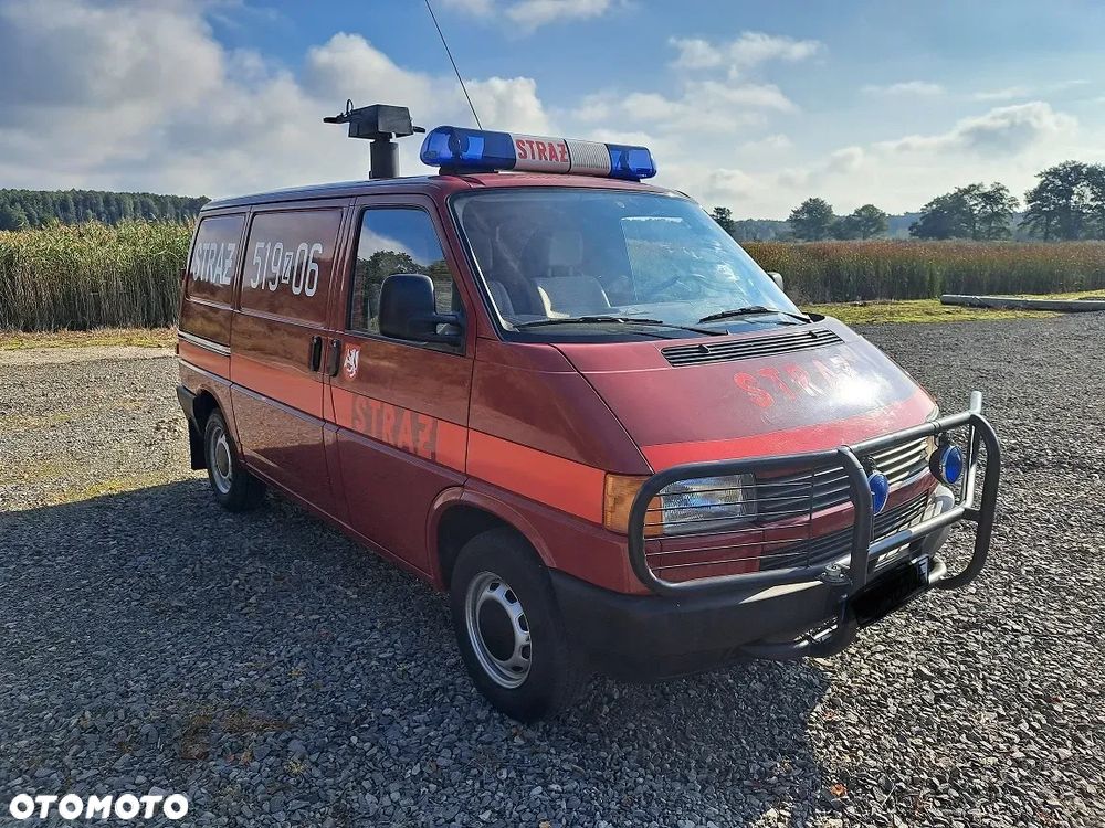 Volkswagen Transporter - 1