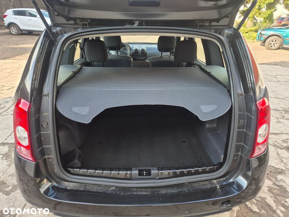Dacia Duster 1.6 16V 4x4 Laureate - 3