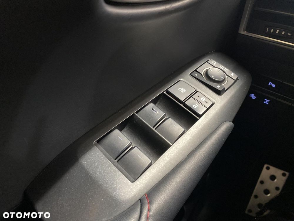Lexus NX 200t F Sport AWD - 18