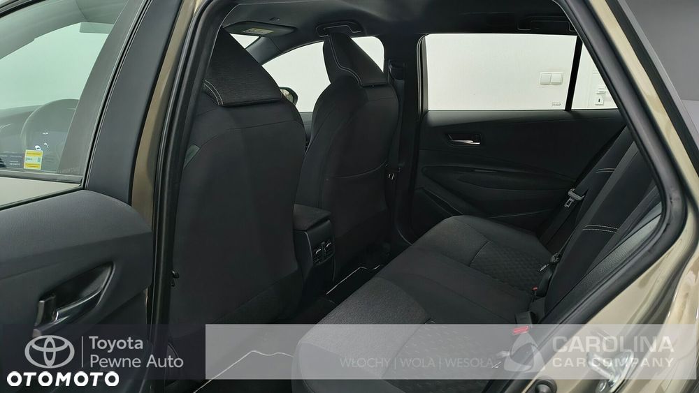 Toyota Corolla 1.8 Hybrid Comfort - 24