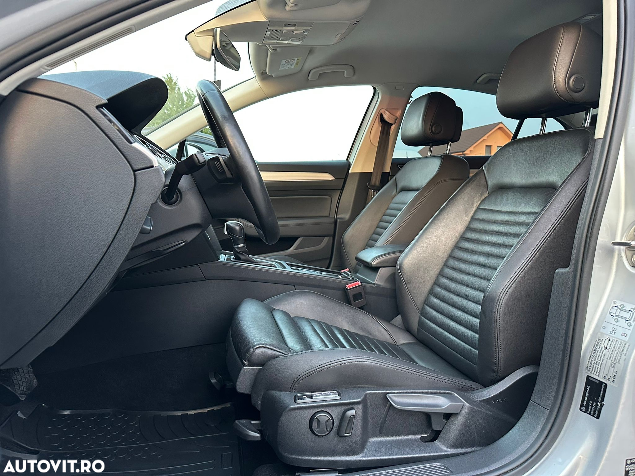 Volkswagen Passat 2.0 TDI DSG Highline - 21