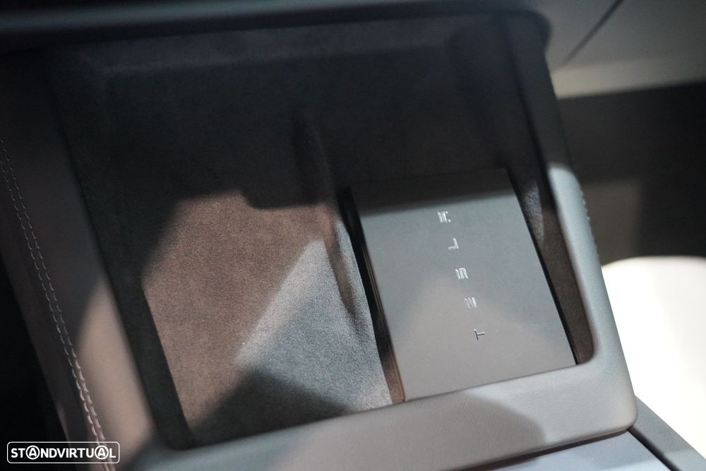 Tesla Model 3 - 20