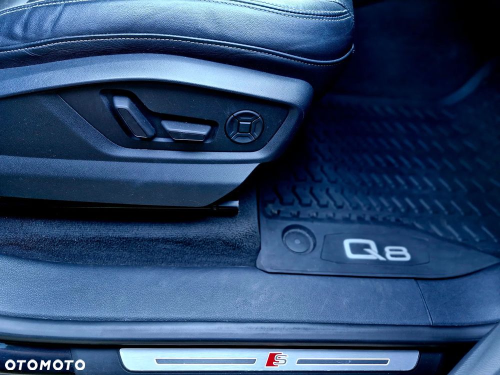 Audi Q8 55 TFSI mHEV Quattro Tiptronic - 30