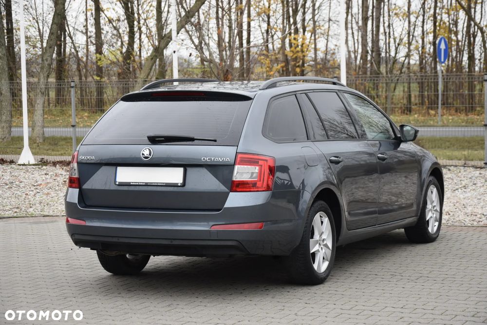 Skoda Octavia 2.0 TDI Ambition DSG EU6 - 26