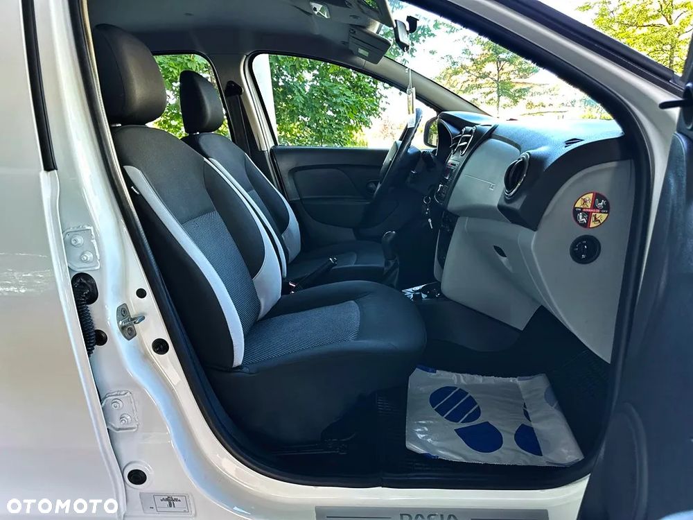 Dacia Sandero 1.2 16V - 11