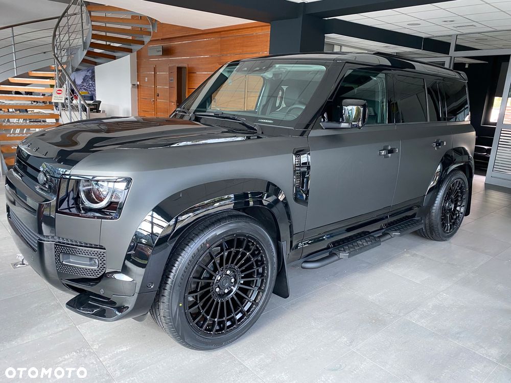 Land Rover Defender - 2