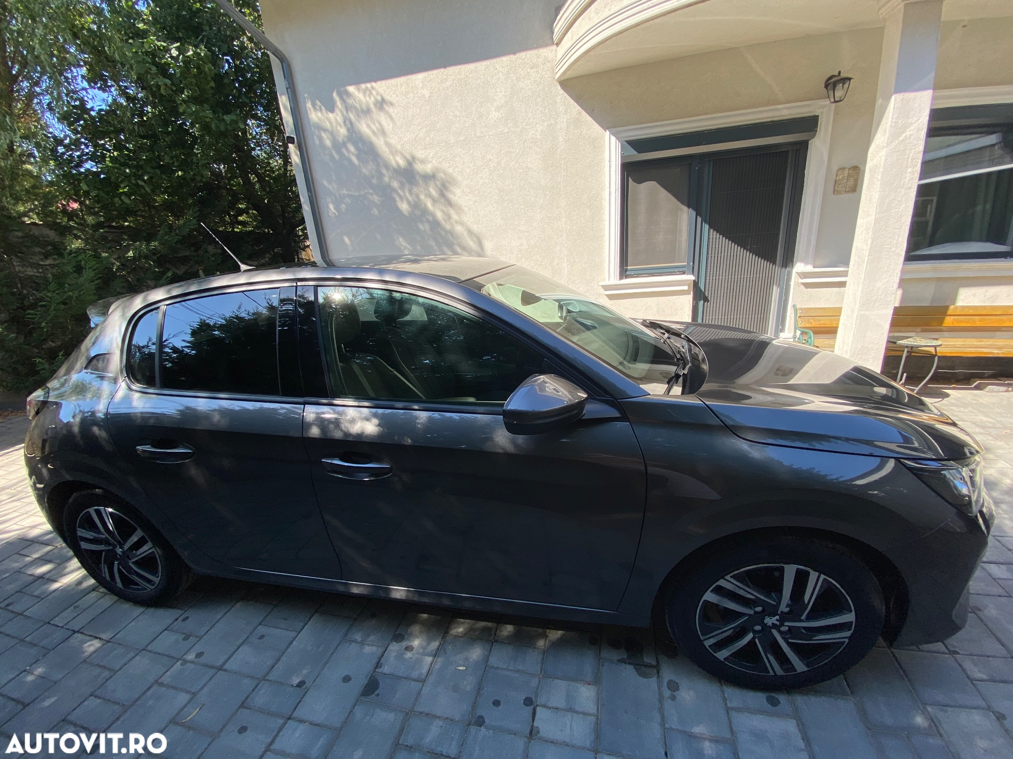 Peugeot 208 PureTech 100 EAT8 Allure Pack - 5