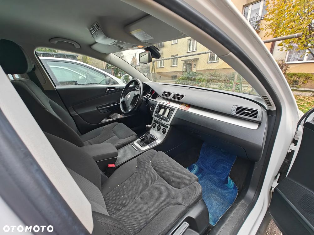 Volkswagen Passat Variant 2.0 TDI DPF Comfortline - 4