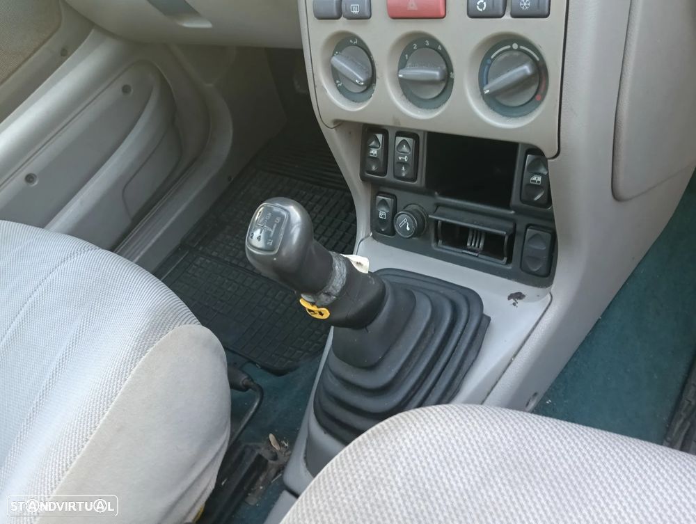 Land Rover Freelander 2.0 di - 16