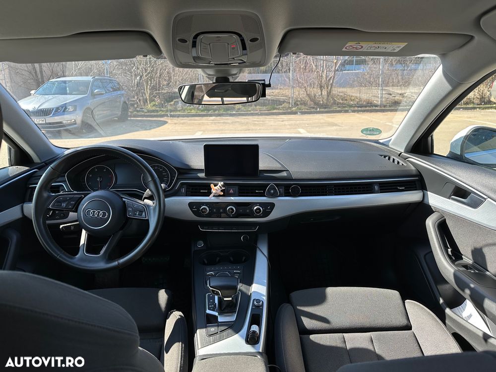 Audi A4 40 TFSI S tronic - 11